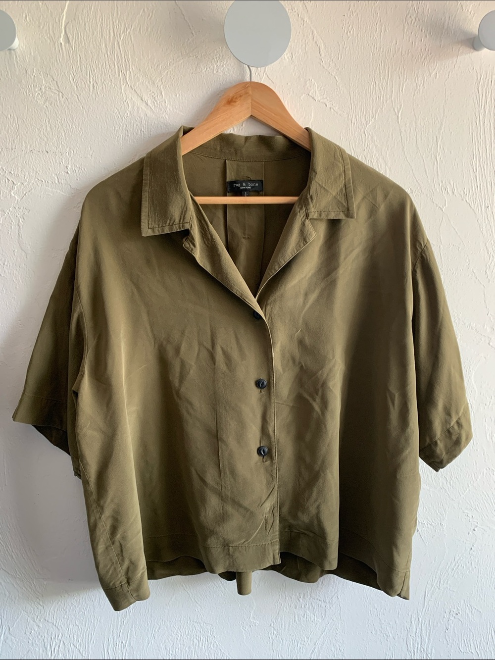 Rag and Bone S 100% Silk Button-Up Top in Olive Green